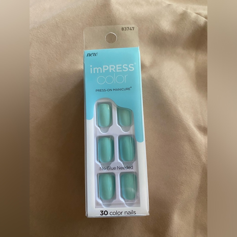 NWT kiss imPRESS color nails - Picture 2 of 6